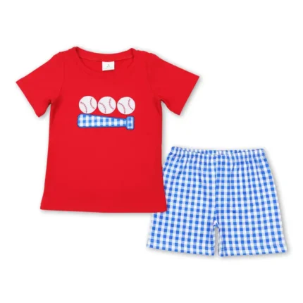 Camiseta de béisbol de algodón bordada y pantalones cortos.