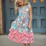 Vestido de primavera/verano/pascua estampado floral en rosa pastel para niñas.